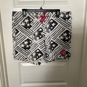 Men’s Van’s Cotton Patriotic Printed Athleisure Shorts - Black/White - Small